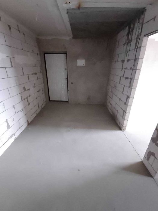 1 кімнатна квартира в зданому будинку