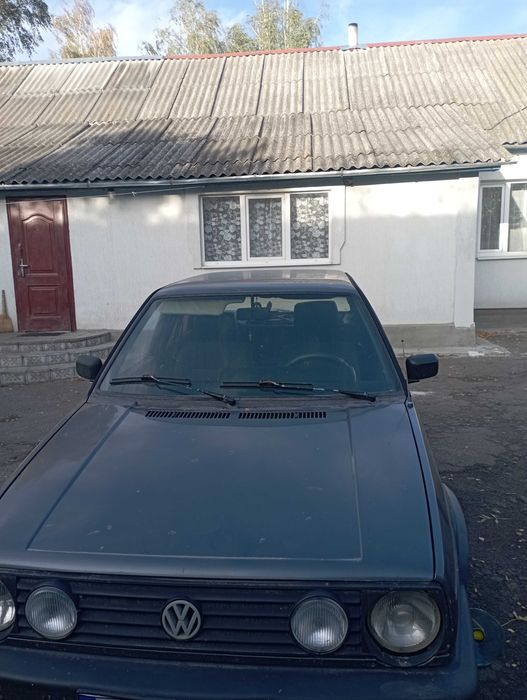 Продам автомобіль Volkswagen Golf 2