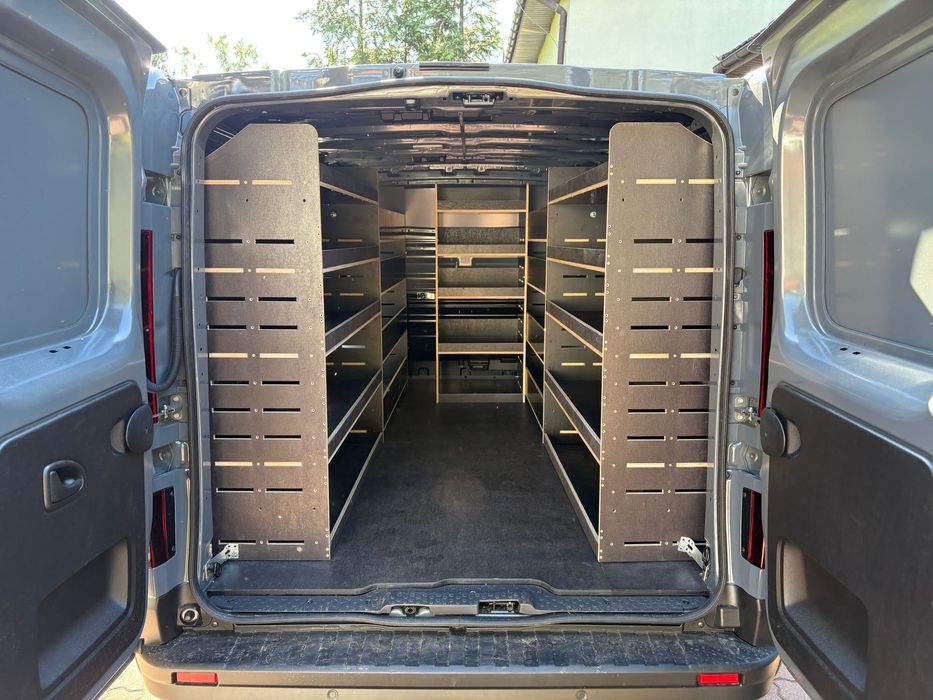 Regały Opel Vivaro M zabudowa warsztatowa z sklejki laminowanej 50CM