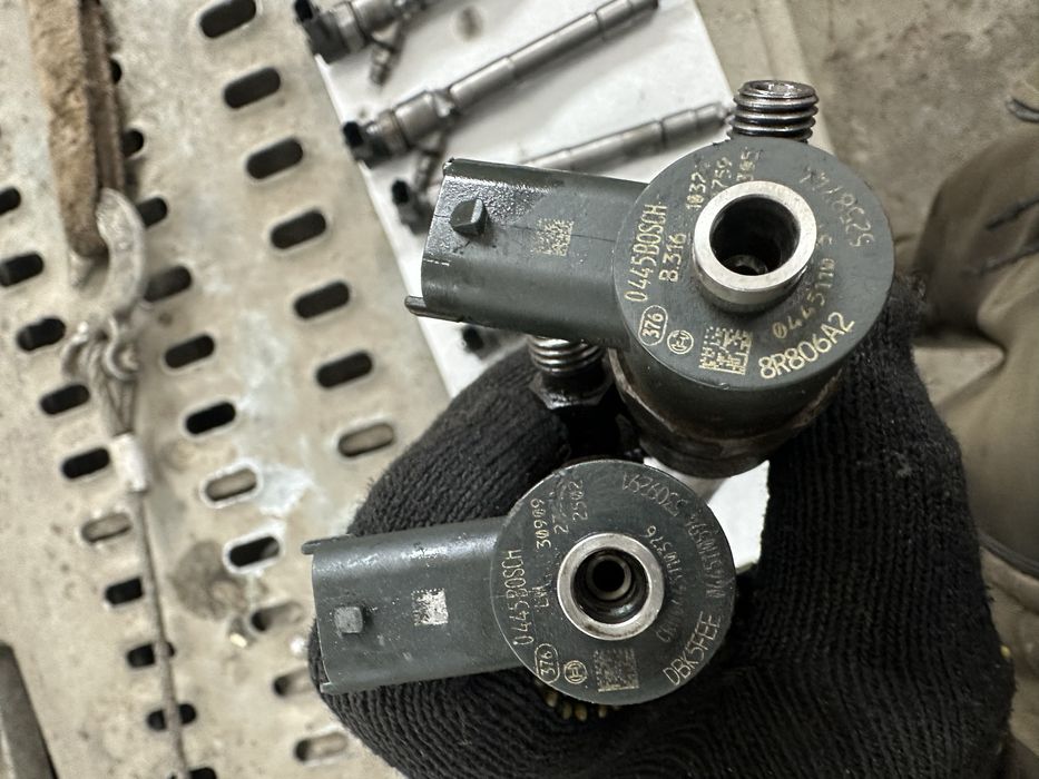 Продам ПІД ВІДНОВЛЕННЯ форсунки Bosch для двигуна cummins камінс 2.8