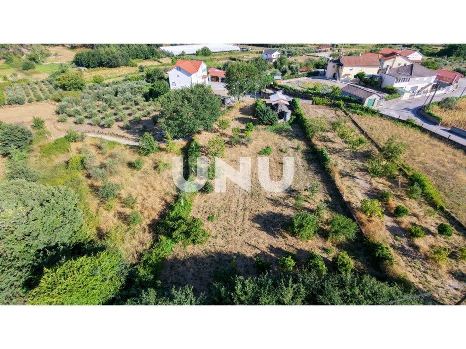 Rustic Plot – Excellent Views and Construction Potential