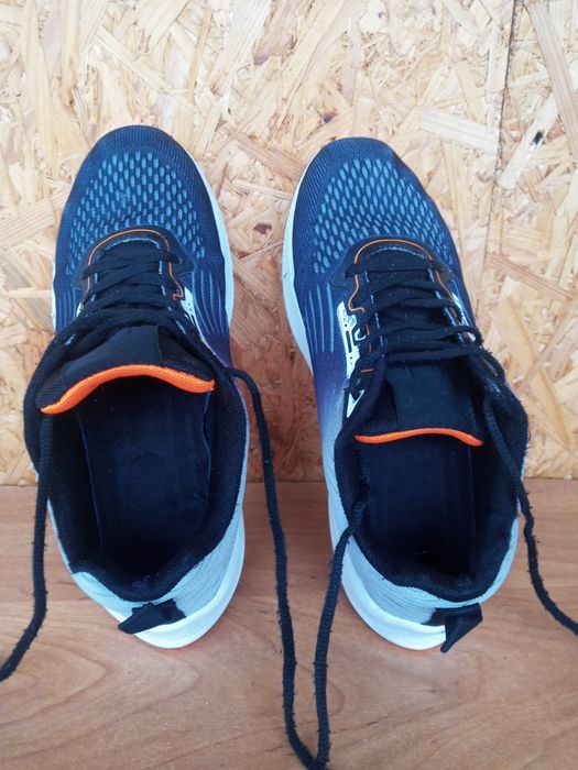 Buty sportowe r.39