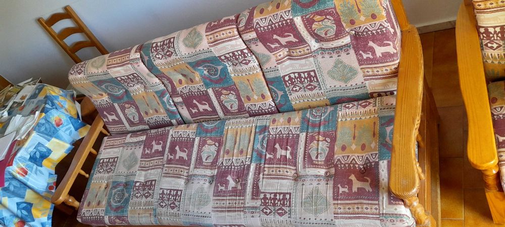 Conjunto sala: moveis e sofá cama - Armação de Pera