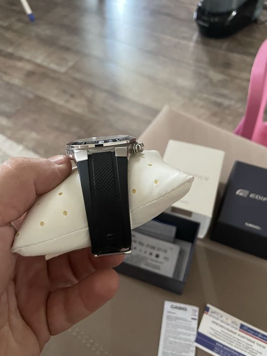 Продам годинник Casio