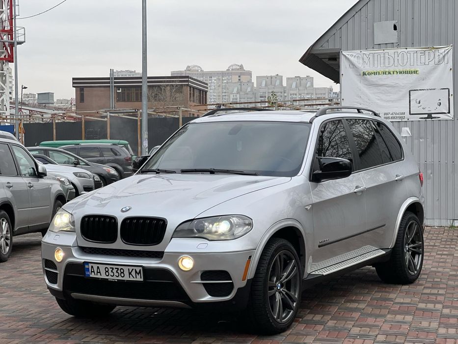 Продаю BMW X5 E70 3.0 бензин