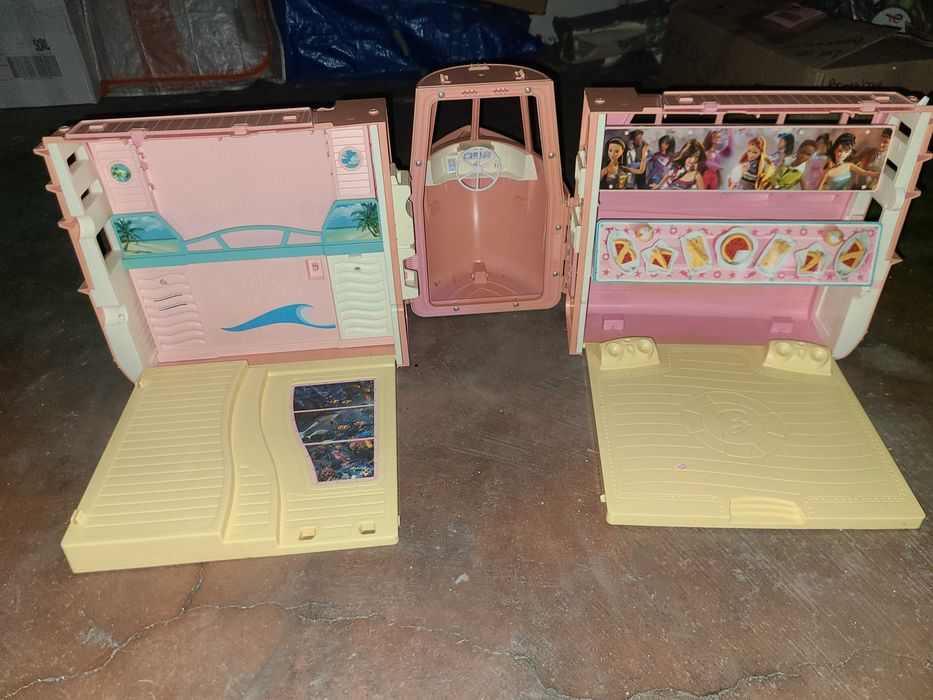 Barco grande da Barbie