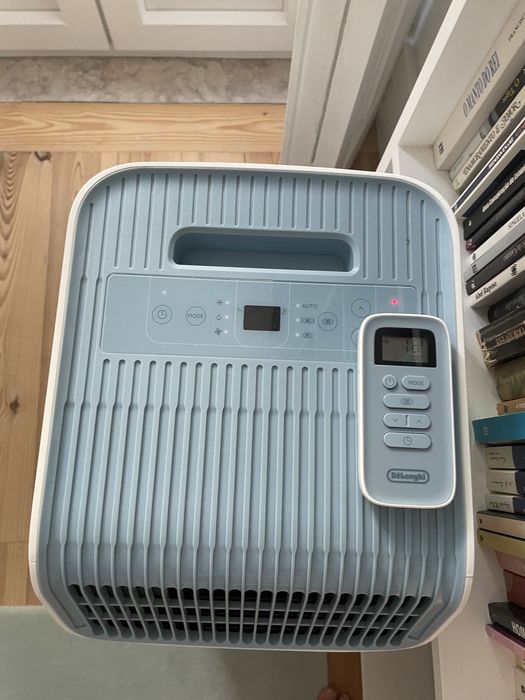 Ar condicionado portátil De’Longhi Pinguino Compact PAC ES72 Young - na garantia