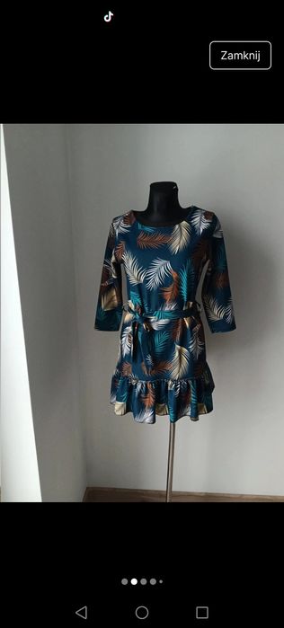 Sukienka z baskinką kwiaty lata 80 Basic casual coguette