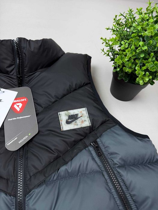 ОРИГІНАЛ Жилетка Nike, Nike Storm-Fit, жилет Nike, найк, куртка, безрукавка Nike, жилетка найк, жилет найк, жилет найк