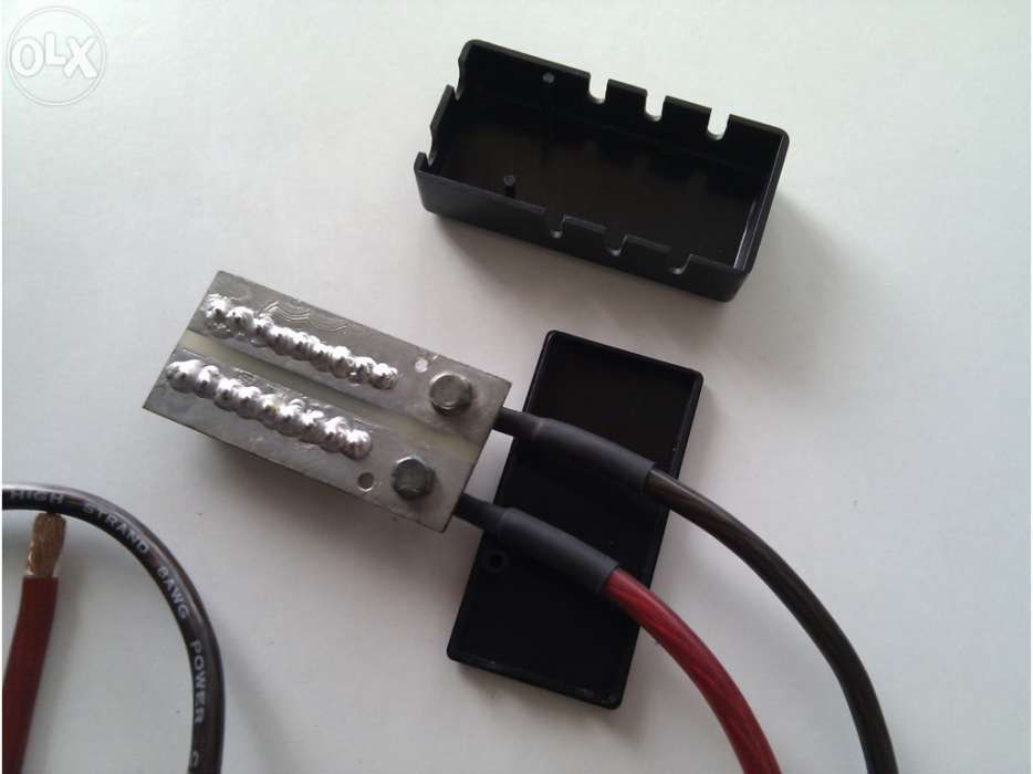 Junção de Cabos com 2 Entradas e 18 Saídas