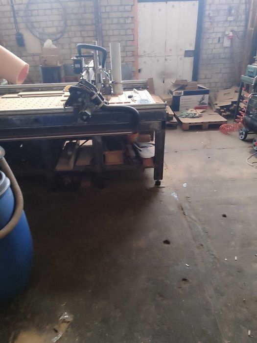 Продам  виробничо складськi примiщення Пр-т Миру 243. м.Чернiгiв