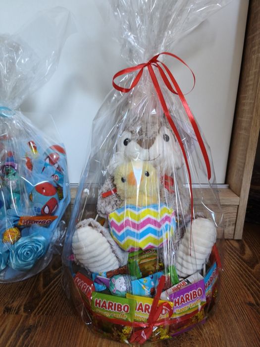 Boxy, paczki, upominki, stroiki .