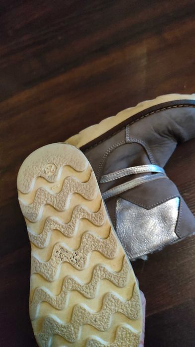 2 pary bucików zimowych rozmiar 22