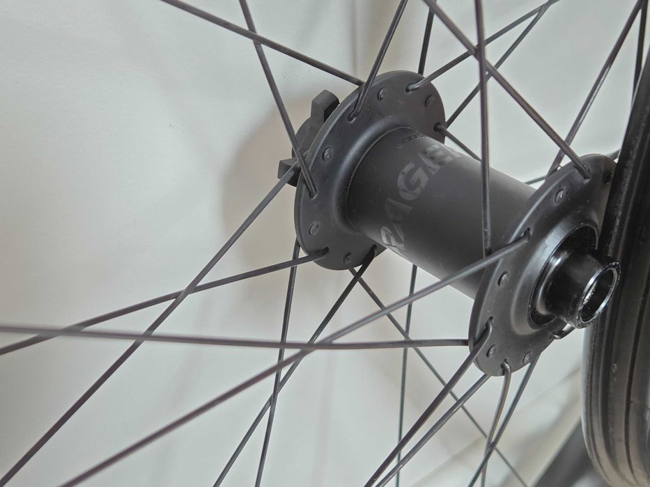 Koła Bontrager Line ELITE 30 carbon 29" boost