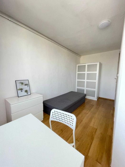 Politechnika,  pokój na Nadbystrzyckiej 11 z balkonem