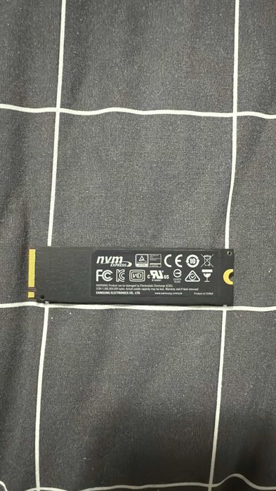 Samsung NVMe SSD M.2 250GB (Open Box)64750574440193121
