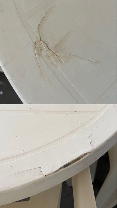 Conjunto mesa e cadeiras