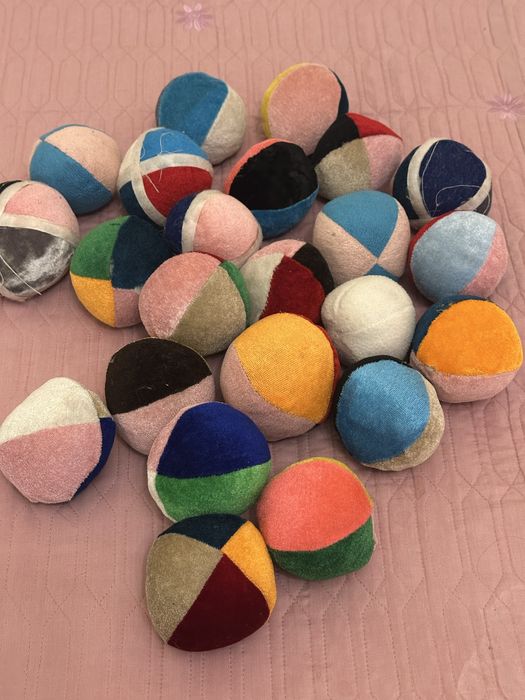 Реквізит мʼячики мʼякі