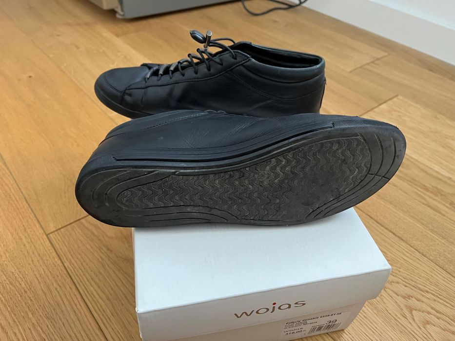 Wojas trampki półbuty czarbe 39