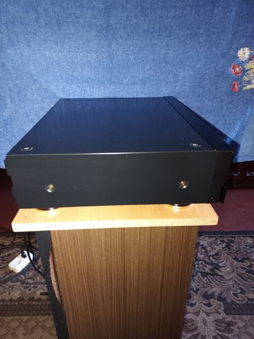 CD  Проигрыватель DENON-DCD-2560