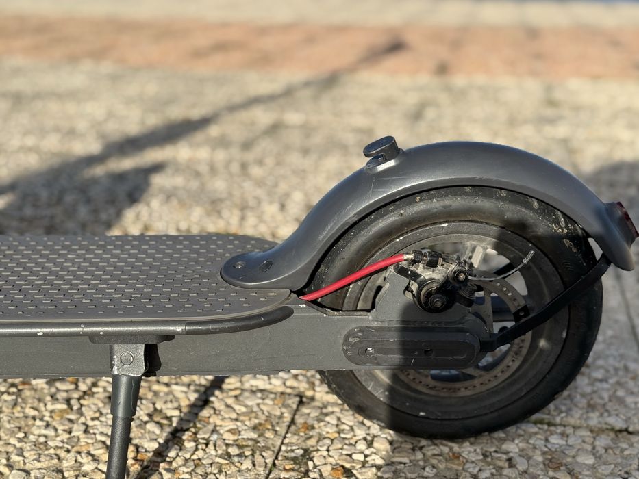 Xiaomi Mi M365 – Com bateria extra + extras | Desbloqueada