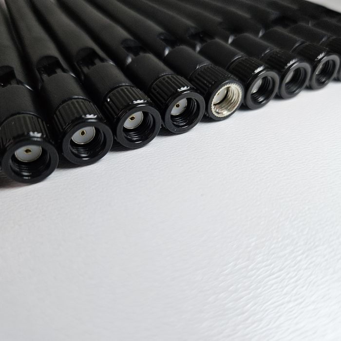 WiFi антена 2.4GHz 2dBi SMA F (МАМА)