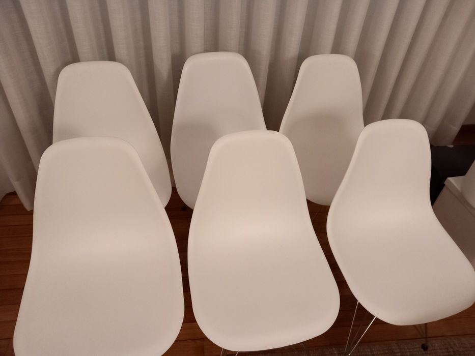 Cadeiras em bom estado