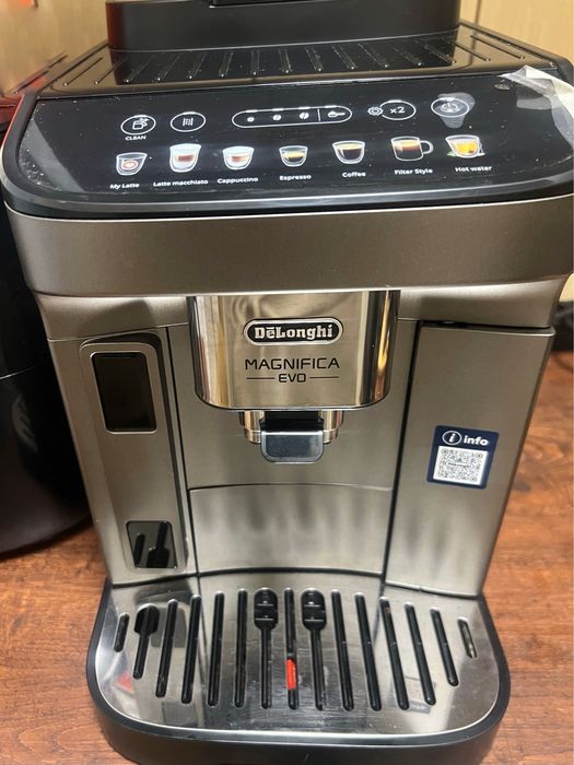 Gwarancja, Jak nowy, Gratisy, Delonghi Magnifica Evo