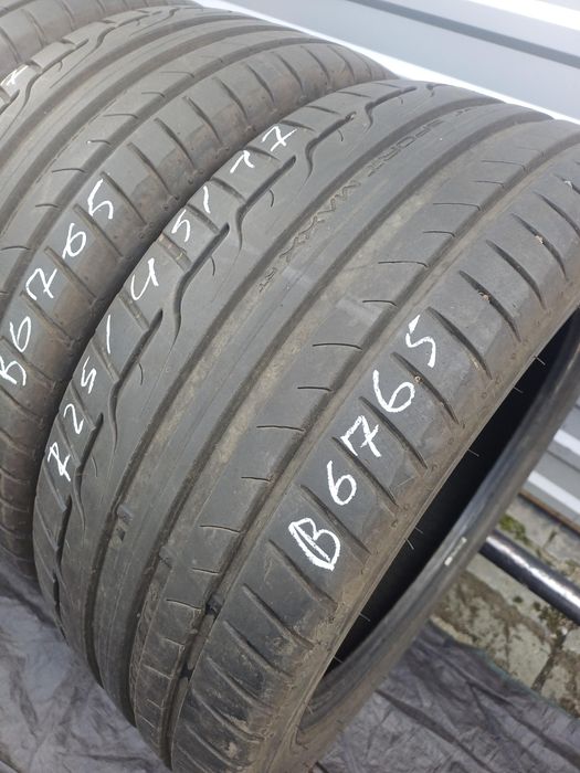 225/45/17 Dunlop Sport Maxx RT 91W