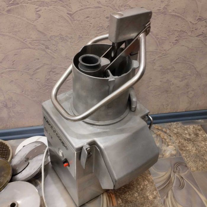 Овощерезка, овочерізка Robot Coupe CL52