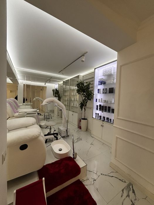 ОРЕНДА робочого місця у салоні краси! ЖК  Волошковий, Софія поруч