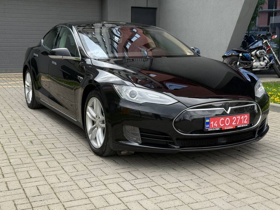 2015 Tesla model S 70D