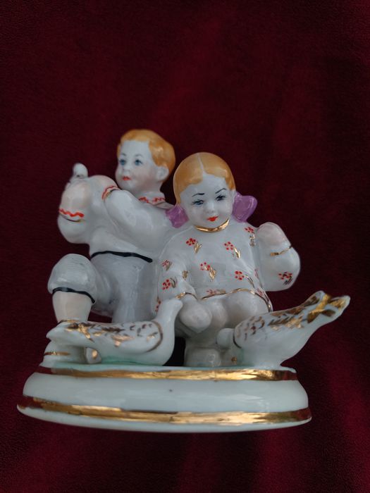 Статуэтки советские