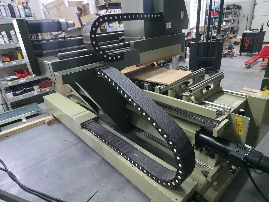 Morbidelli. SCM TECH 90 SUPER. Maszyna CNC. Do mebli. Do stelarzy