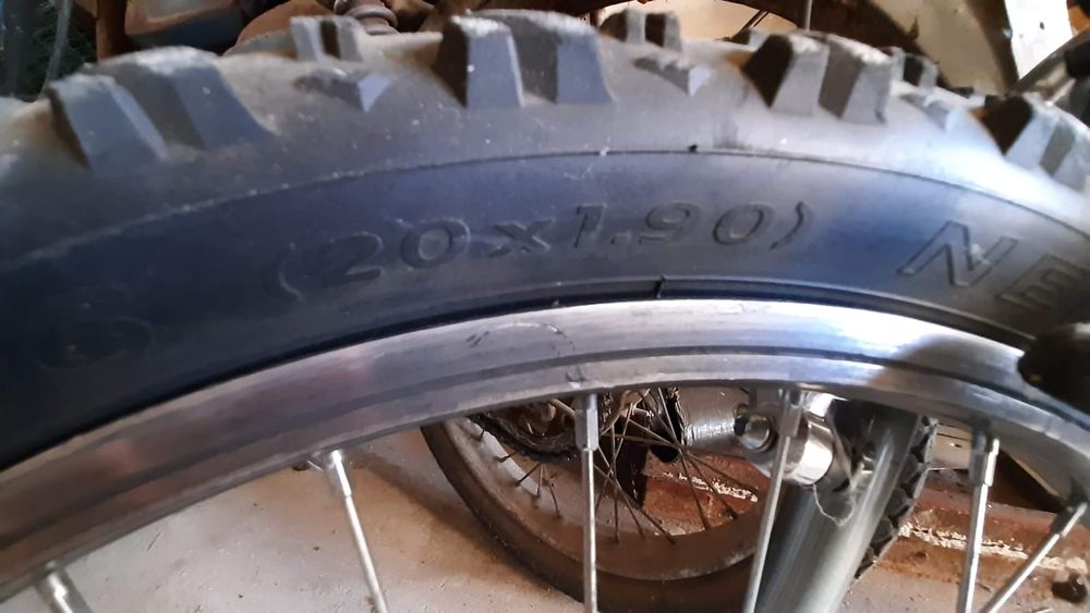 Duas Bicicletas roda 20