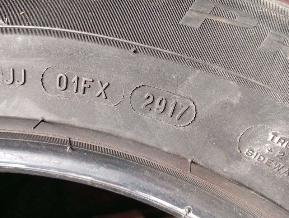 235.55.17 Michelin 4шт літо шини б/у склад Харків шиномонтаж 50 R17