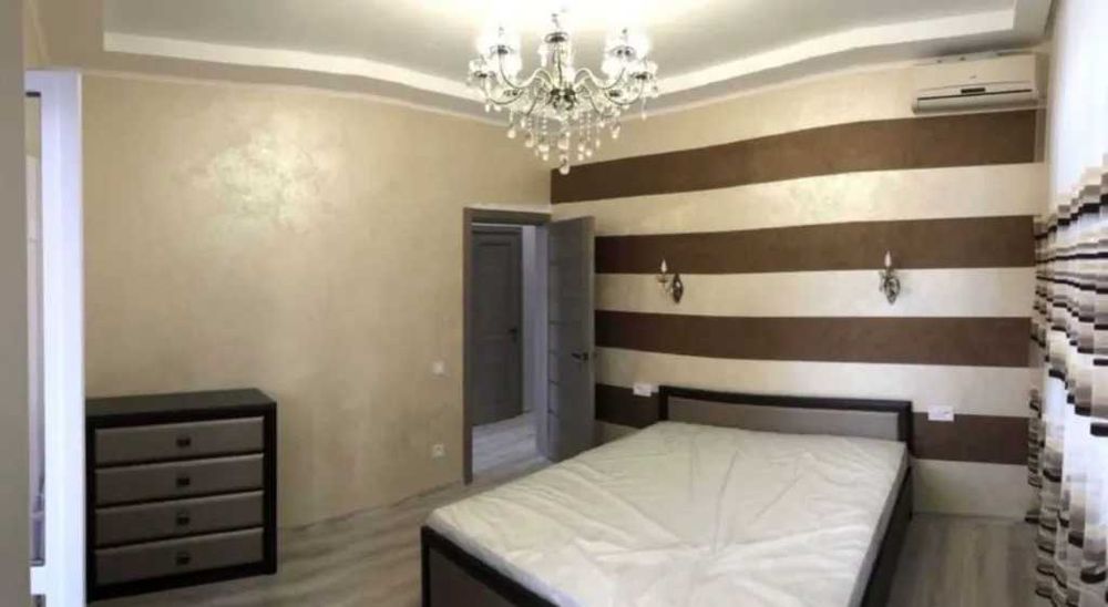 Сдам просторную 2к квартиру пр Яворницкого  рн парк Глобы