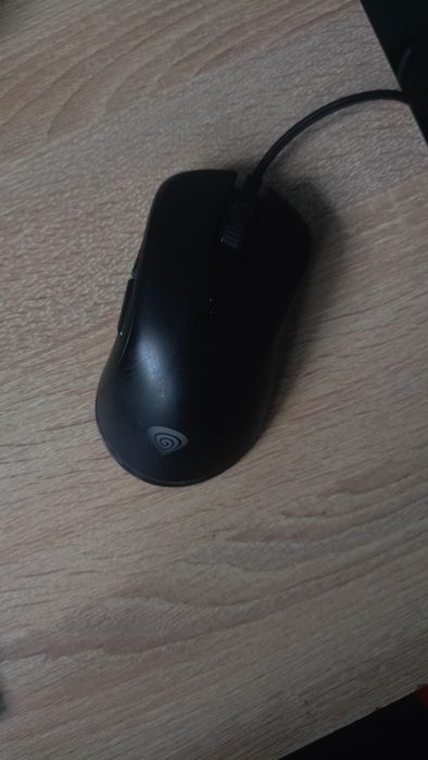 Myszka przewodowa Logitech