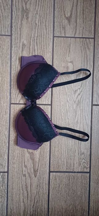 Fioletowy biustonosz Infinity Woman r. 80 C