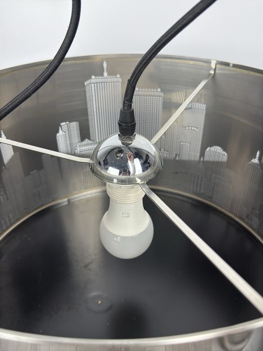 Lampa wiszaca miasto new york