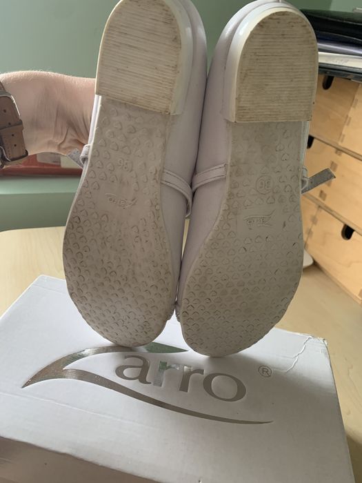 Buty komunijne białe balerinki rozm.34 Zarro