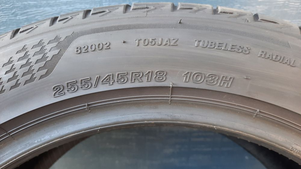 Bridgestone 255/45 R18 Turanza 2021