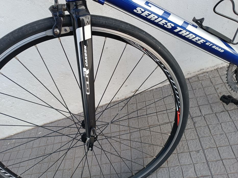 Bicicleta de estrada GT  L