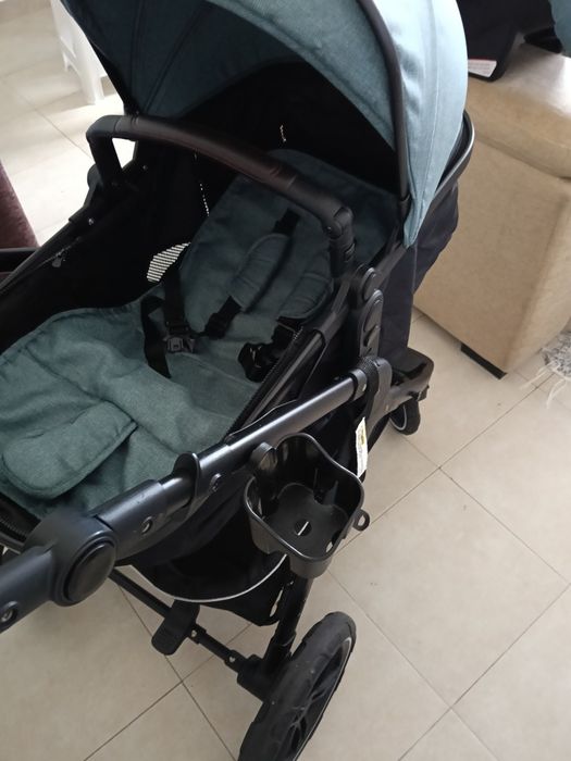 Stroller472611854474301442