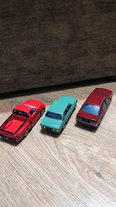 Auto bburago, kinsmart, welly