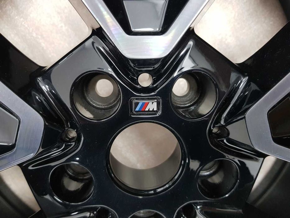 Felgi 22" styl 758I Y-Spoke BMW X7 G07   nr mag. 0/659