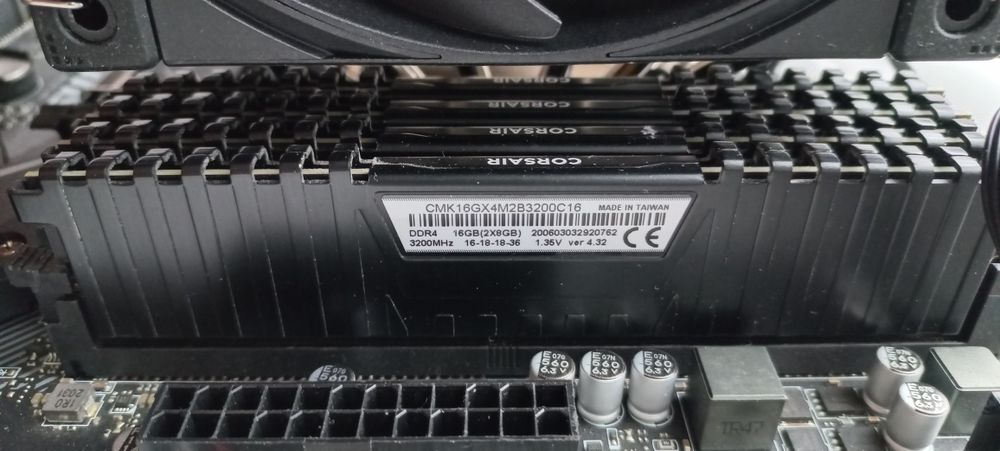 S AM4 Msi X570  Wi-Fi , Ryzen 7 5700X  8/16, Corsair 32GB. DeepCool Ak