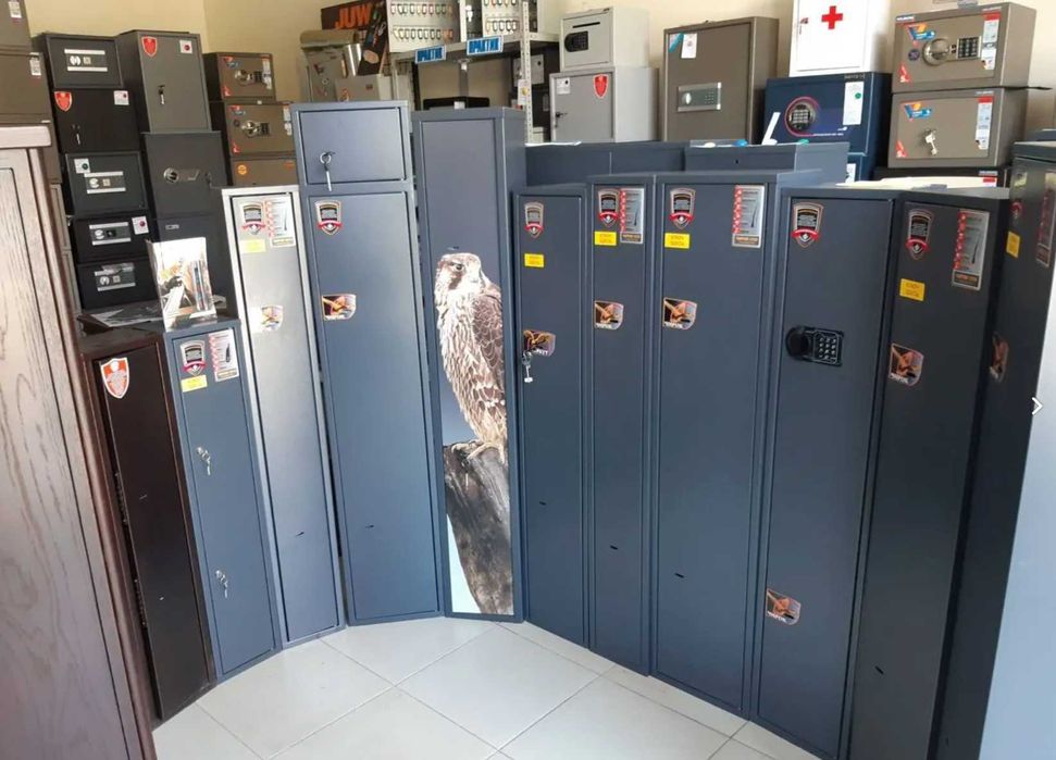 Сейф оружейный для пистолета. Меблевий сейф, для зброї та документів