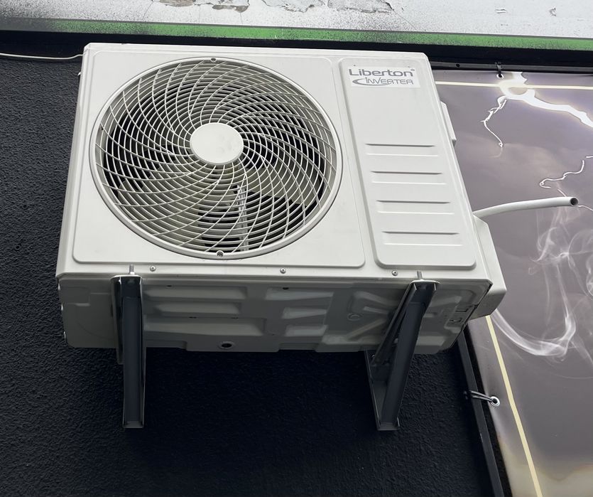 Продам інвекторний кондиціонер Liberton 18
