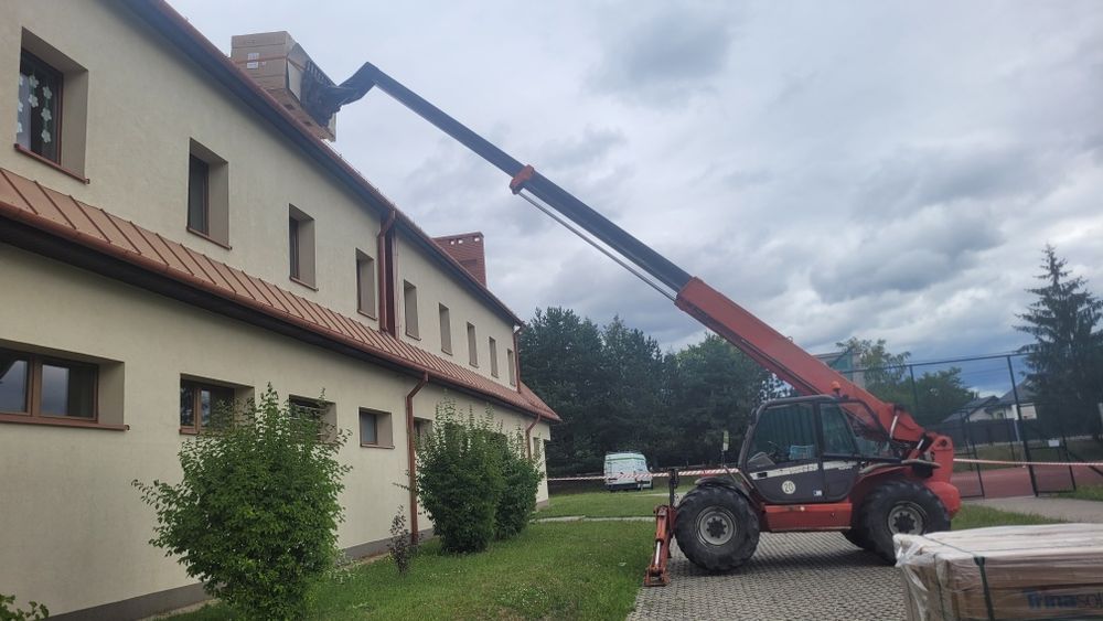 Wynajem ładowarki teleskopowej usługi Manitou